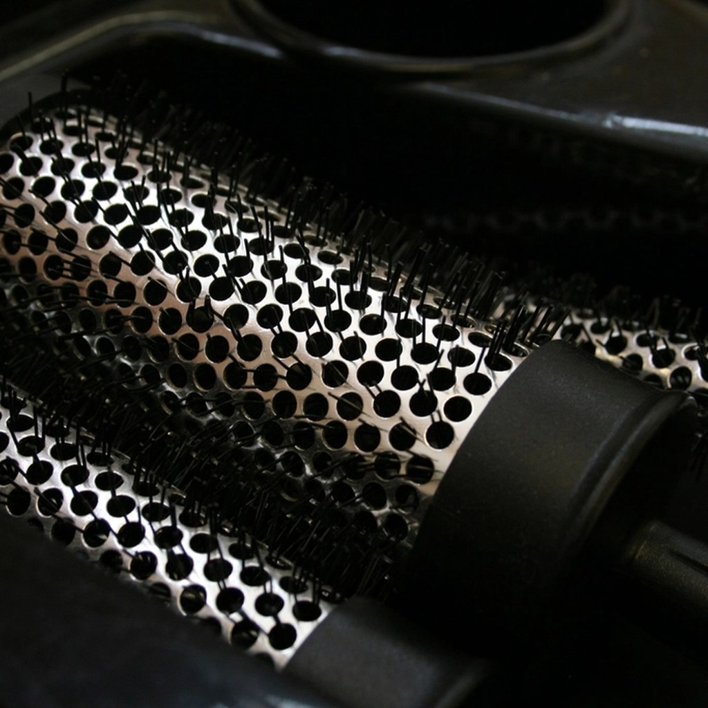[DEMO-coiffure-6] Brosse ronde